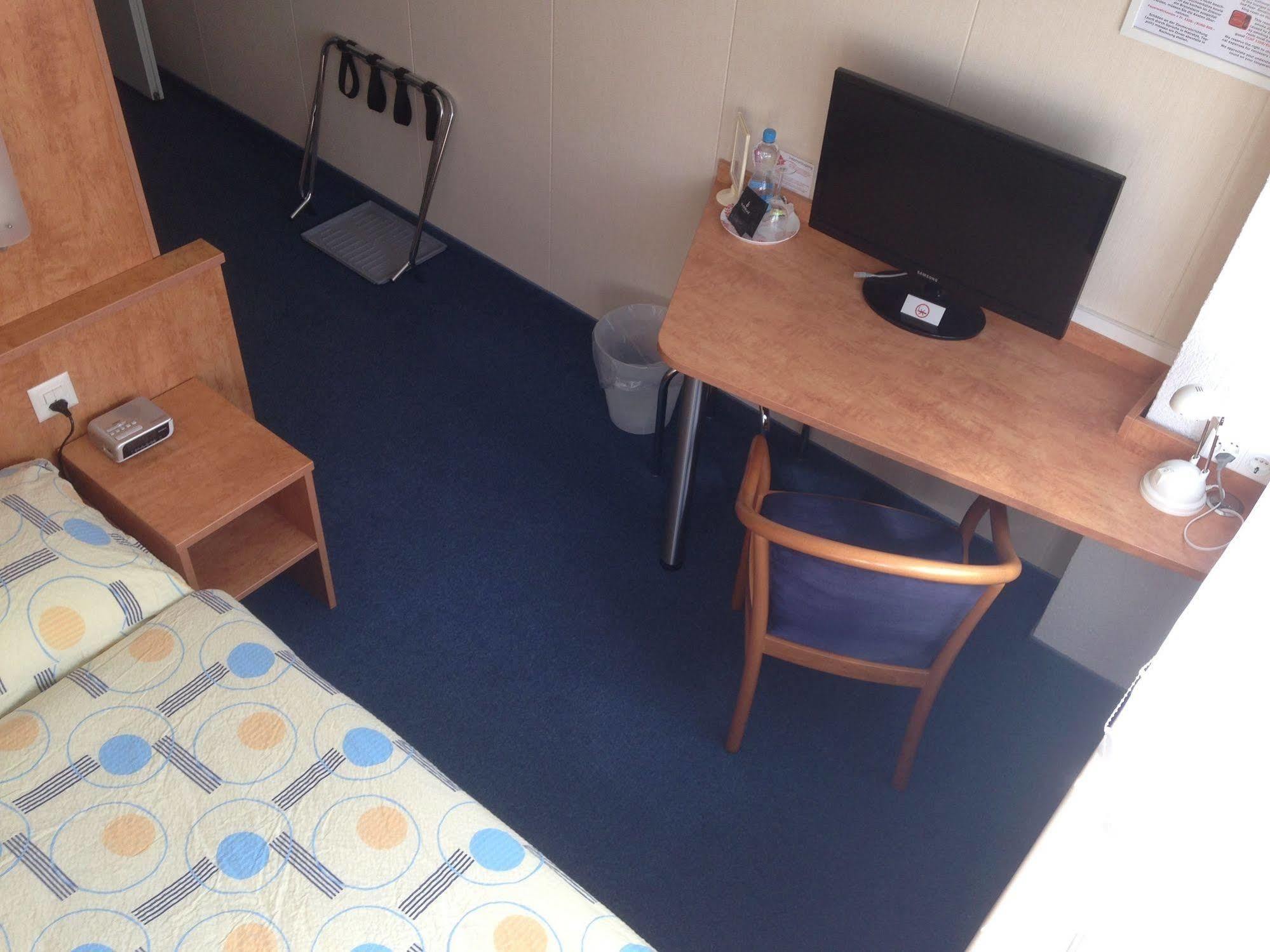 Budget Motel Dällikon Buitenkant foto