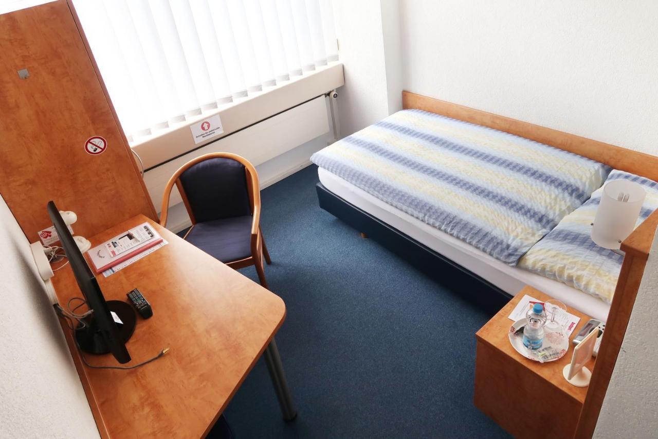 Budget Motel Dällikon Buitenkant foto